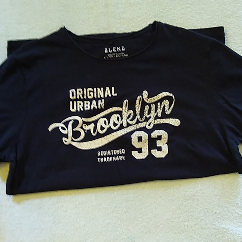 Brooklyn Black T-SHIRT